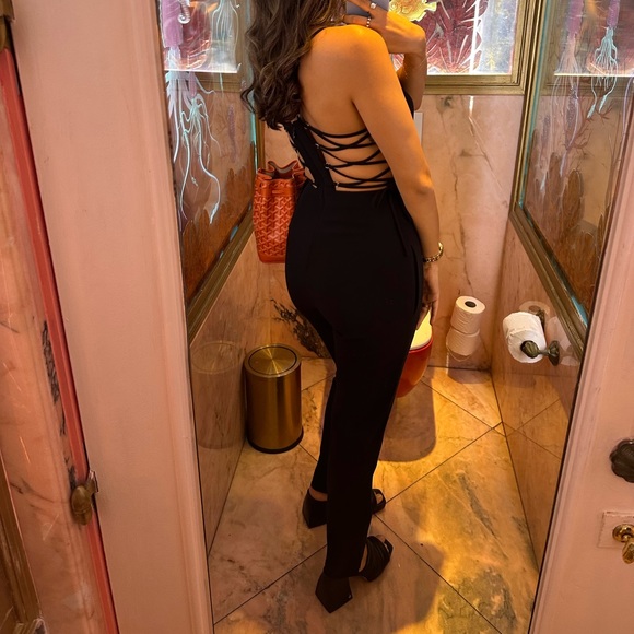 BCBG laced back pants jumpsuit - Picture 2 of 4